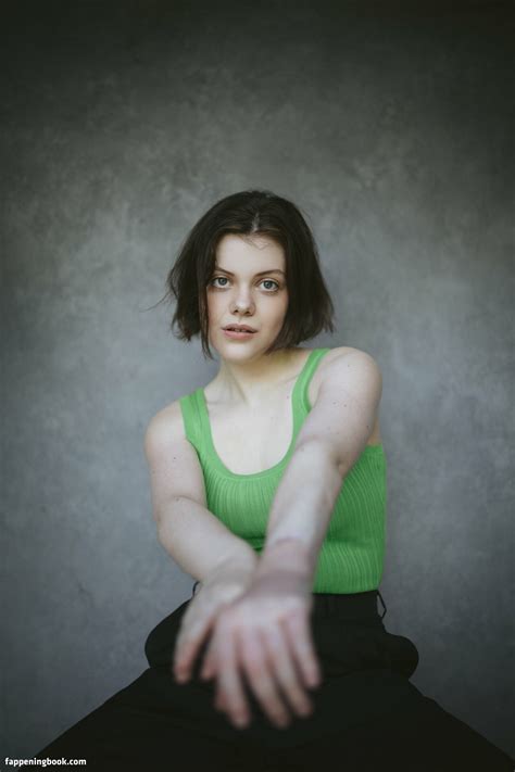 georgie henley nude